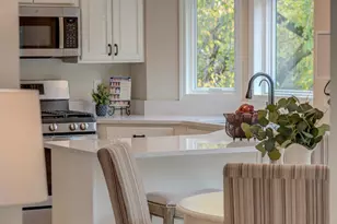 679 Marie Ave W, Mendota Heights, MN 55118 - Photo 9