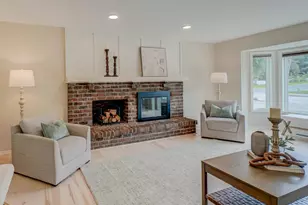 679 Marie Ave W, Mendota Heights, MN 55118 - Photo 7