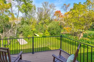 679 Marie Ave W, Mendota Heights, MN 55118 - Photo 3