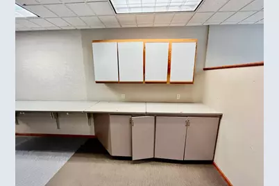 105 E Lincoln Avenue, Fergus Falls, MN 56537 - Photo 11