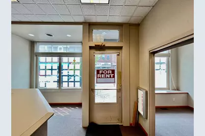 105 E Lincoln Avenue, Fergus Falls, MN 56537 - Photo 3