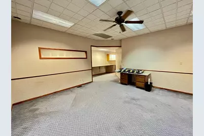 105 E Lincoln Avenue, Fergus Falls, MN 56537 - Photo 15