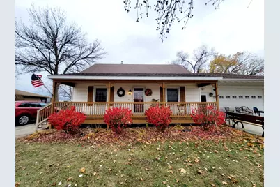 530 S 4th Street, Le Sueur, MN 56058 - Photo 1