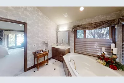 1516 Bay Oaks Drive, Albert Lea, MN 56007 - Photo 63