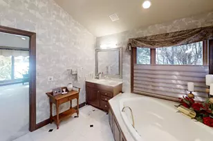 1516 Bay Oaks Dr, Albert Lea, MN 56007 - Photo 63