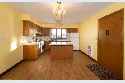 813 N 6th Avenue N #C16, Fargo, ND 58102 - Photo 5