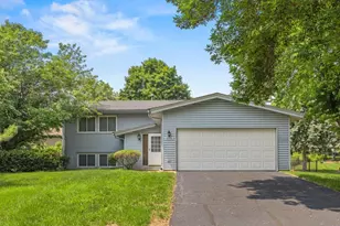 8550 Darnel Rd, Eden Prairie, MN 55347 - Photo 1