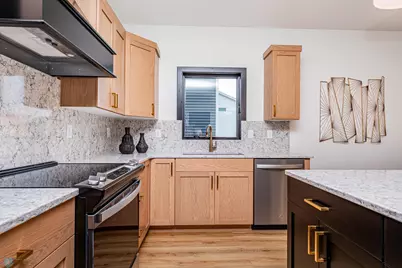 3743 33rd Street S, Moorhead, MN 56560 - Photo 11