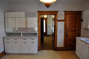 410 N 5th St, Montevideo, MN 56265 - Photo 5