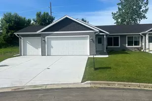 2010 20th St, Zumbrota, MN 55992 - Photo 1