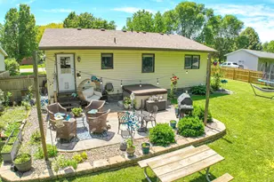 2204 22nd Ave SW, Willmar, MN 56201 - Photo 1