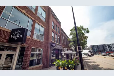 318 Broadway Avenue S, Rochester, MN 55904 - Photo 13