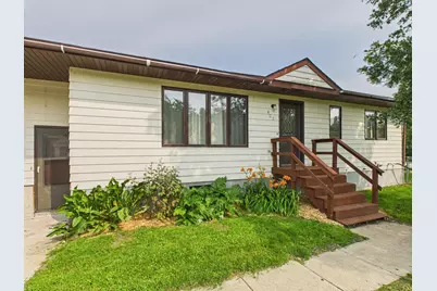408 6th Avenue SW, Warroad, MN 56763 - Photo 1