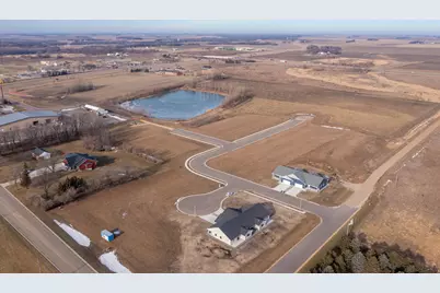 109 Bluestem Drive, Blue Earth, MN 56013 - Photo 3