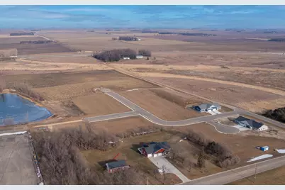 109 Bluestem Drive, Blue Earth, MN 56013 - Photo 9