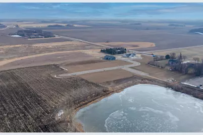 105 Bluestem Drive, Blue Earth, MN 56013 - Photo 7