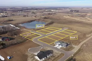 106 Prairie Rose Dr, Blue Earth, MN 56013 - Photo 1