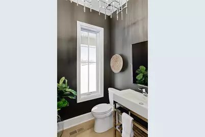 172 Westwood Lane, Wayzata, MN 55391 - Photo 57