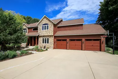 16694 206th Circle, Hutchinson, MN 55350 - Photo 1