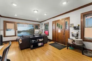 709 10th St NE, Austin, MN 55912 - Photo 3