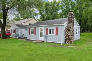 1604 E 87th St, Bloomington, MN 55425 - Photo 1