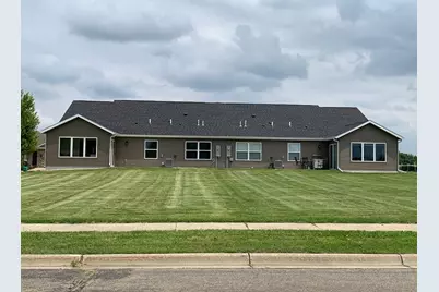 2834 Meadowview Lane NE, Owatonna, MN 55060 - Photo 5