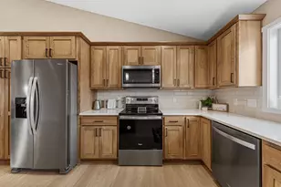 2834 Meadowview Ln NE, Owatonna, MN 55060 - Photo 11