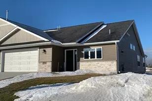 2834 Meadowview Ln NE, Owatonna, MN 55060 - Photo 3