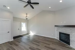 877 Picadilly Ln NW, Rochester, MN 55901 - Photo 11