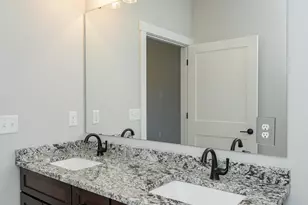 877 Picadilly Ln NW, Rochester, MN 55901 - Photo 21