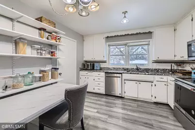 185 Craigbrook Way NE, Fridley, MN 55432 - Photo 5