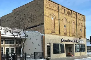 506 Atlantic Ave, Morris, MN 56267 - Photo 1