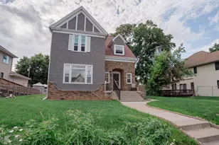 1423 Penn Ave N, Minneapolis, MN 55411 - Photo 3