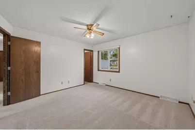 9510 Trenton Lane N, Maple Grove, MN 55369 - Photo 31