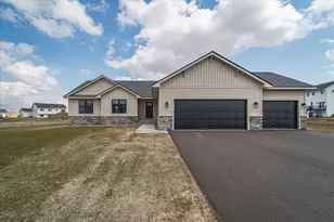 606 Grouse Way, New Richmond, WI 54017 - Photo 1