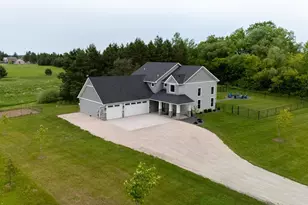 4163 Canary Rd, Grasston, MN 55030 - Photo 3