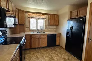 623 12th St, Windom, MN 56101 - Photo 7