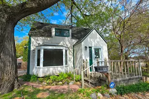 3343 Drew Ave N, Robbinsdale, MN 55422 - Photo 1