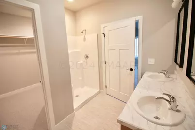 102 16th Street N, Breckenridge, MN 56520 - Photo 33