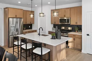 13727 Hollybrook Circle, Apple Valley, MN 55124 - Photo 9