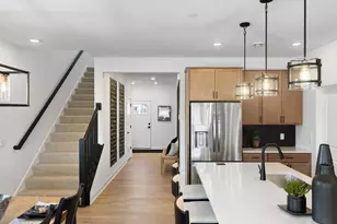 13727 Hollybrook Circle, Apple Valley, MN 55124 - Photo 7