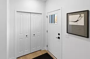 13727 Hollybrook Circle, Apple Valley, MN 55124 - Photo 3