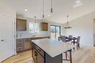 251 Stonelake Dr SE, Rochester, MN 55904 - Photo 7