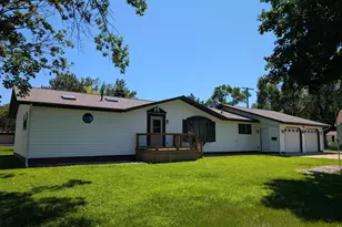 501 Lac Qui Parle Ave N, Canby, MN 56220 - Photo 1