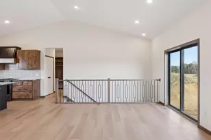 21933 Edison St, East Bethel, MN 55011 - Photo 27