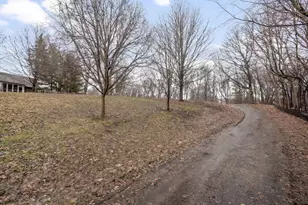 17945 Breezy Pt Rd, Wayzata, MN 55391 - Photo 5