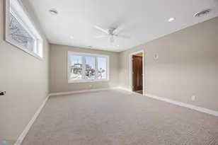 2338 30th Ave S, Fargo, ND 58104 - Photo 15