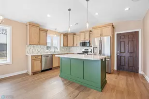 2336 30th Ave S, Fargo, ND 58104 - Photo 5