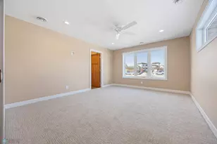 2336 30th Ave S, Fargo, ND 58104 - Photo 7