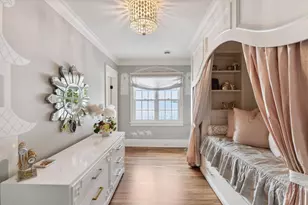 20100 Lakeview Ave, Deephaven, MN 55331 - Photo 19